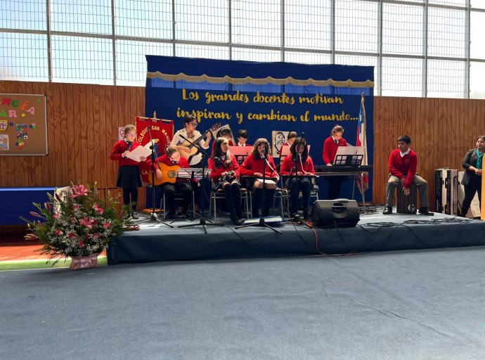 ACTO DÍA DEL PROFESOR/A Y DÍA DE LA EDUCACIÓN