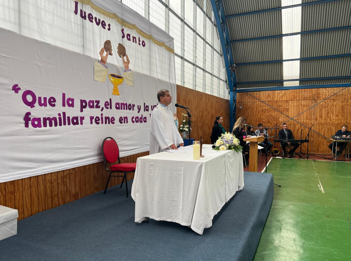 LITURGIA BENDICIÓN DEL PAN Y DE LOS NIÑOS EN JUEVES SANTO