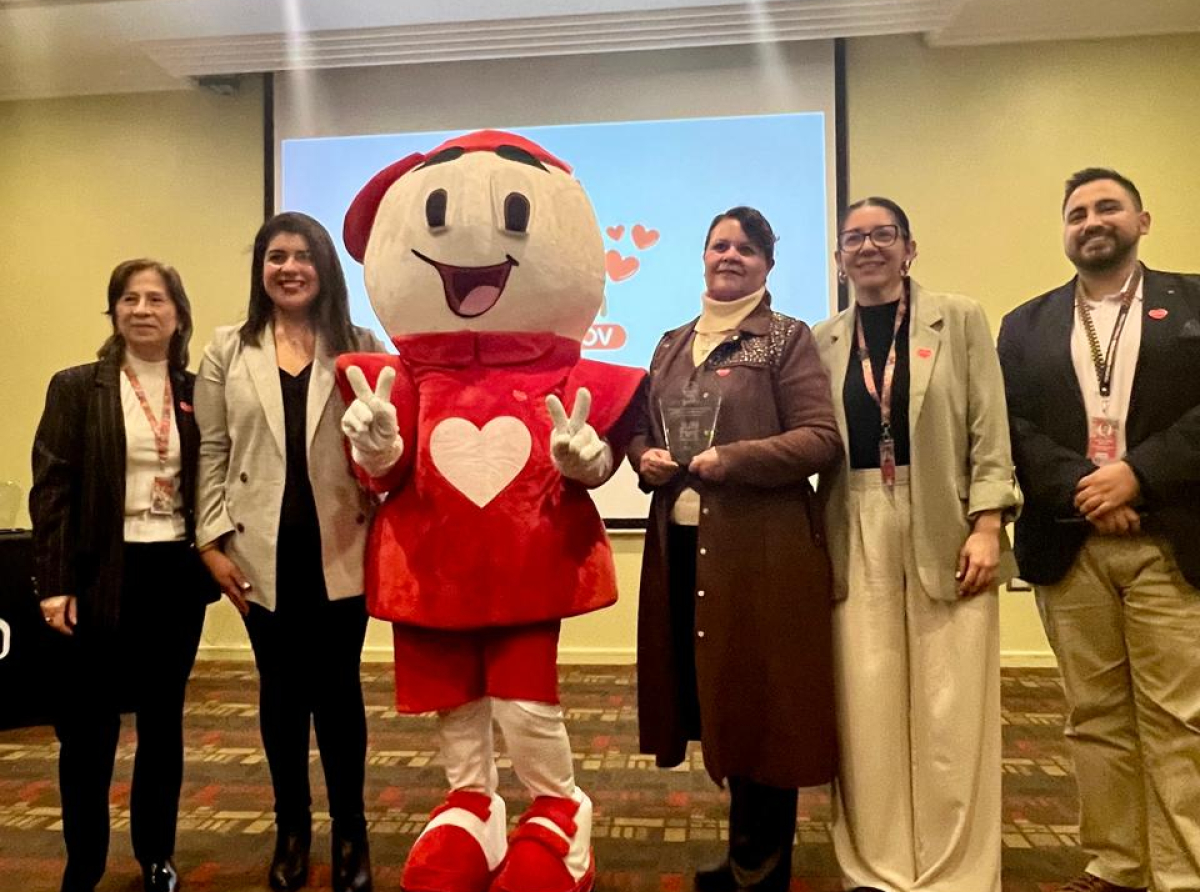 COLEGIO SAN MANUEL RECIBE RECONOCIMIENTO ESPECIAL DE LA TELETÓN