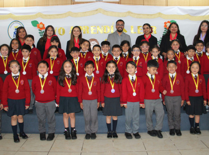 ACTO 1 BÁSICO B 2024 - "YO APRENDÍ A LEER"