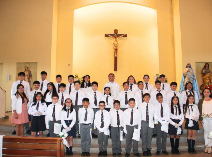 PRIMERA COMUNIÓN - GRUPO DE CATEQUESIS AÑO 2024