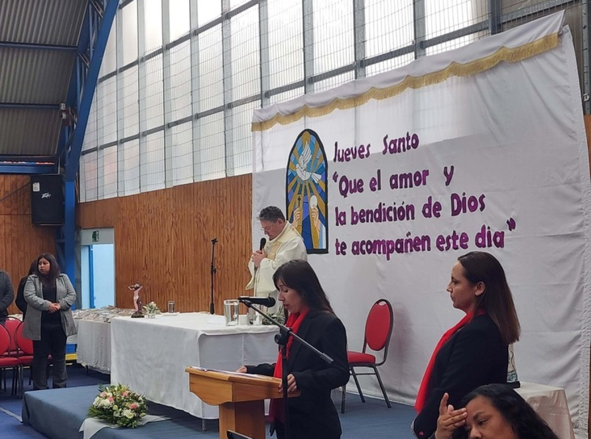 LITURGIA BENDICIÓN DEL PAN Y DE LOS NIÑOS EN JUEVES SANTO