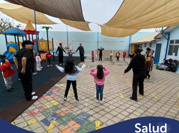 ESTUDIANTES DE KINESIOLOGÍA VISITAN JARDÍN SAN MANUEL