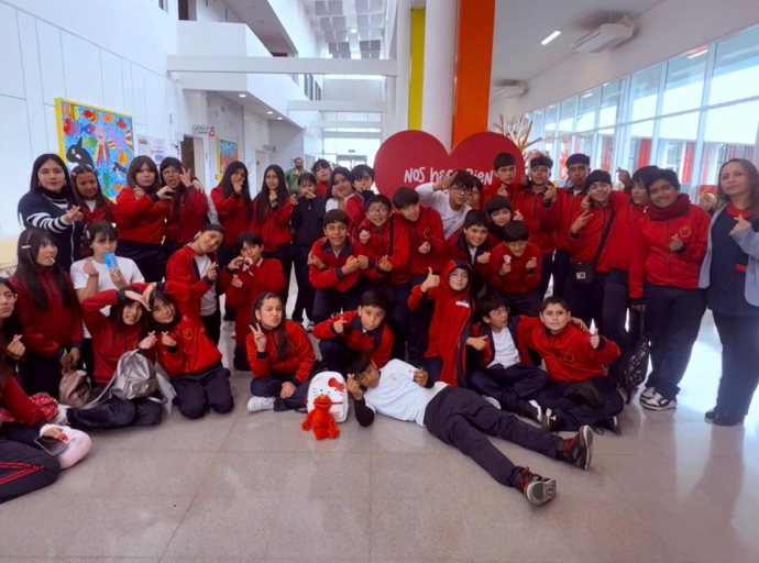 3 BÁSICO A Y 6 BÁSICO A VISITARON INSTITUTO TELETÓN COQUIMBO