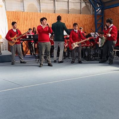 Acto Carabinero Banda