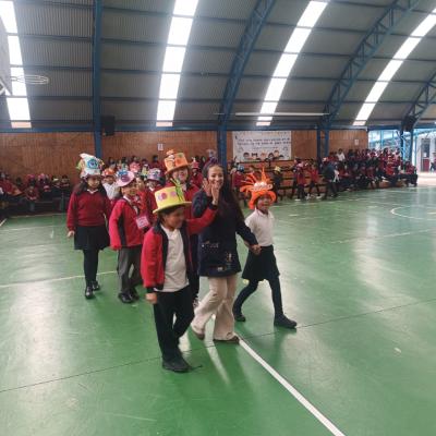 Desfile De Gorros 12