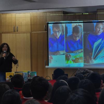 Charla Paz Corral Escritora 6